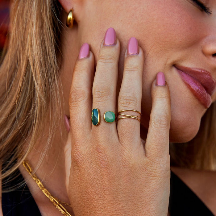 Anel Verde Willow Envolvente