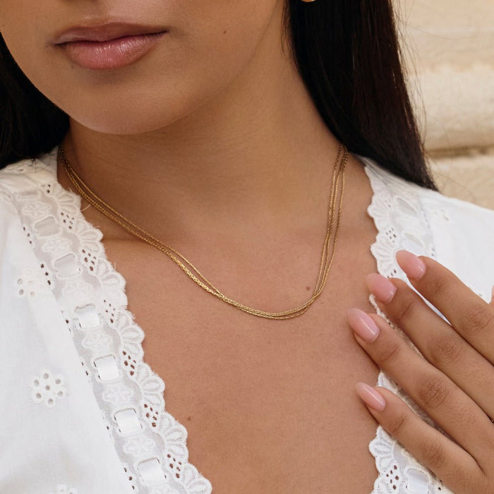 Colar Vina Multi-Sobreposto Dourado