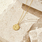 Colar Celeste Disco Dourado