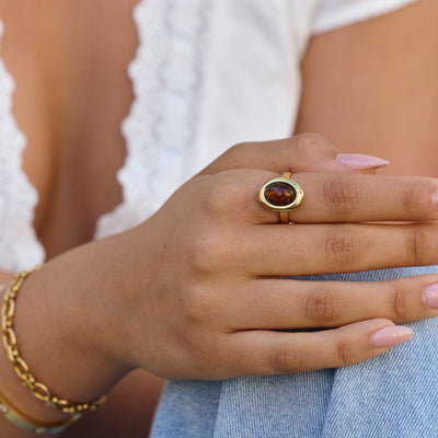 Anel Amber Dourado