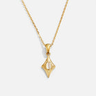 Colar Luna de Opala Branca Dourado