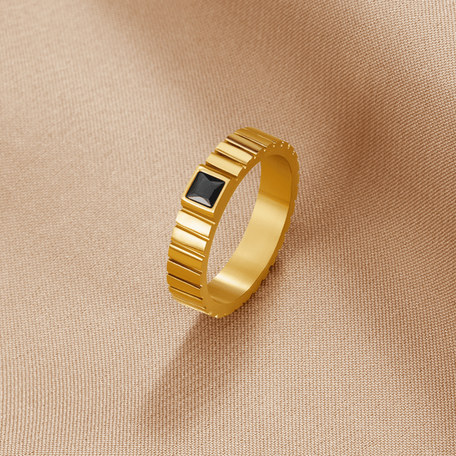 Anel Talia Preto Dourado