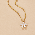 Colar com Pendente de Flor Branca e Pérola